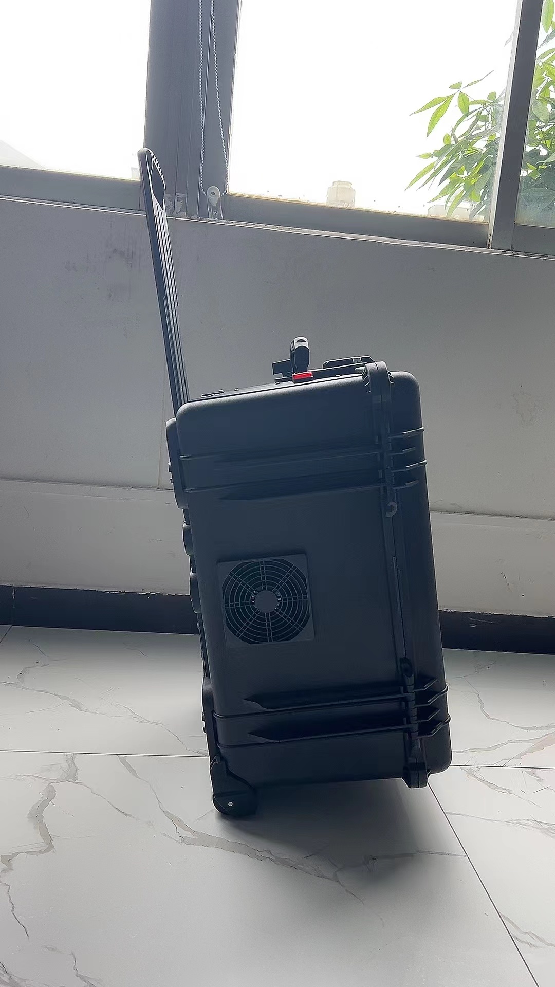 南开乡手拉箱型移动通信干扰器